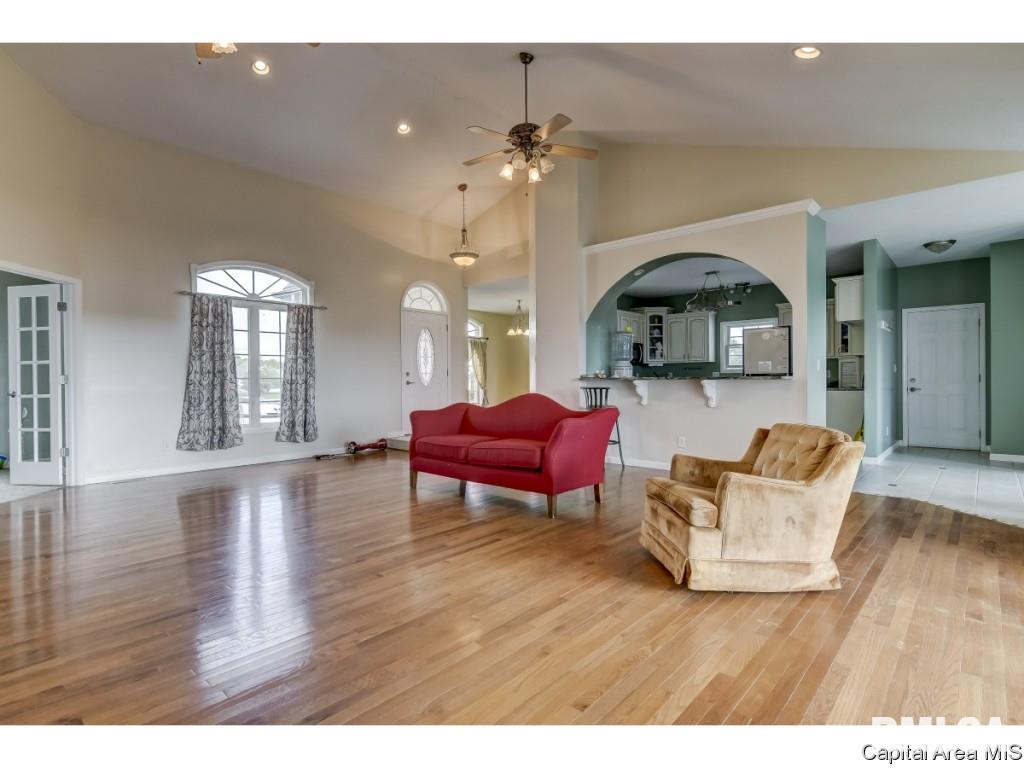 24751 Brookwood Hills Road Athens, IL 62613 - Photo 5 of 28 Gallery Image 5