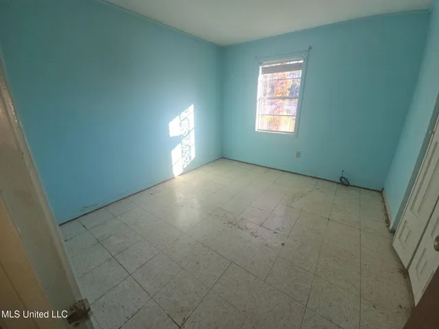 $61,000 | 206 Hoover Street, Belzoni, MS 39038