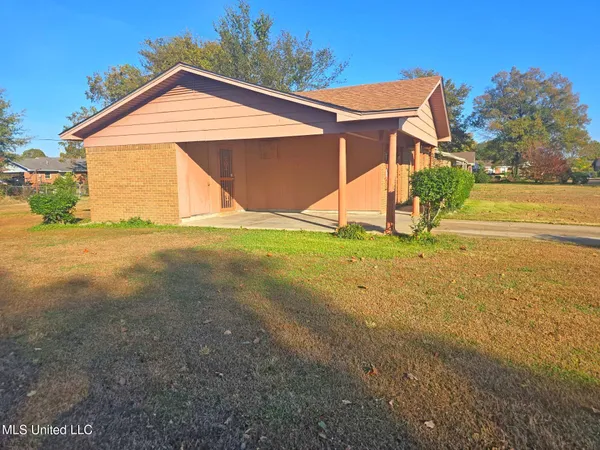 $39,000 | 206 Hoover Street, Belzoni, MS 39038