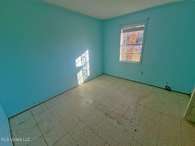 $61,000 | 206 Hoover Street, Belzoni, MS 39038