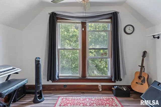 $210,000 | 1017 East Ash Street, Taylorville, IL 62568