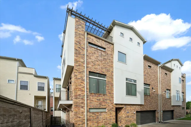 $549,997 | 4618 La Branch Street, Houston, TX 77004