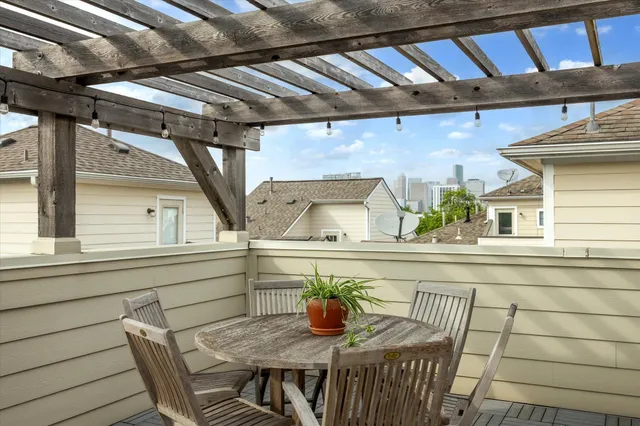 $549,997 | 4618 La Branch Street, Houston, TX 77004