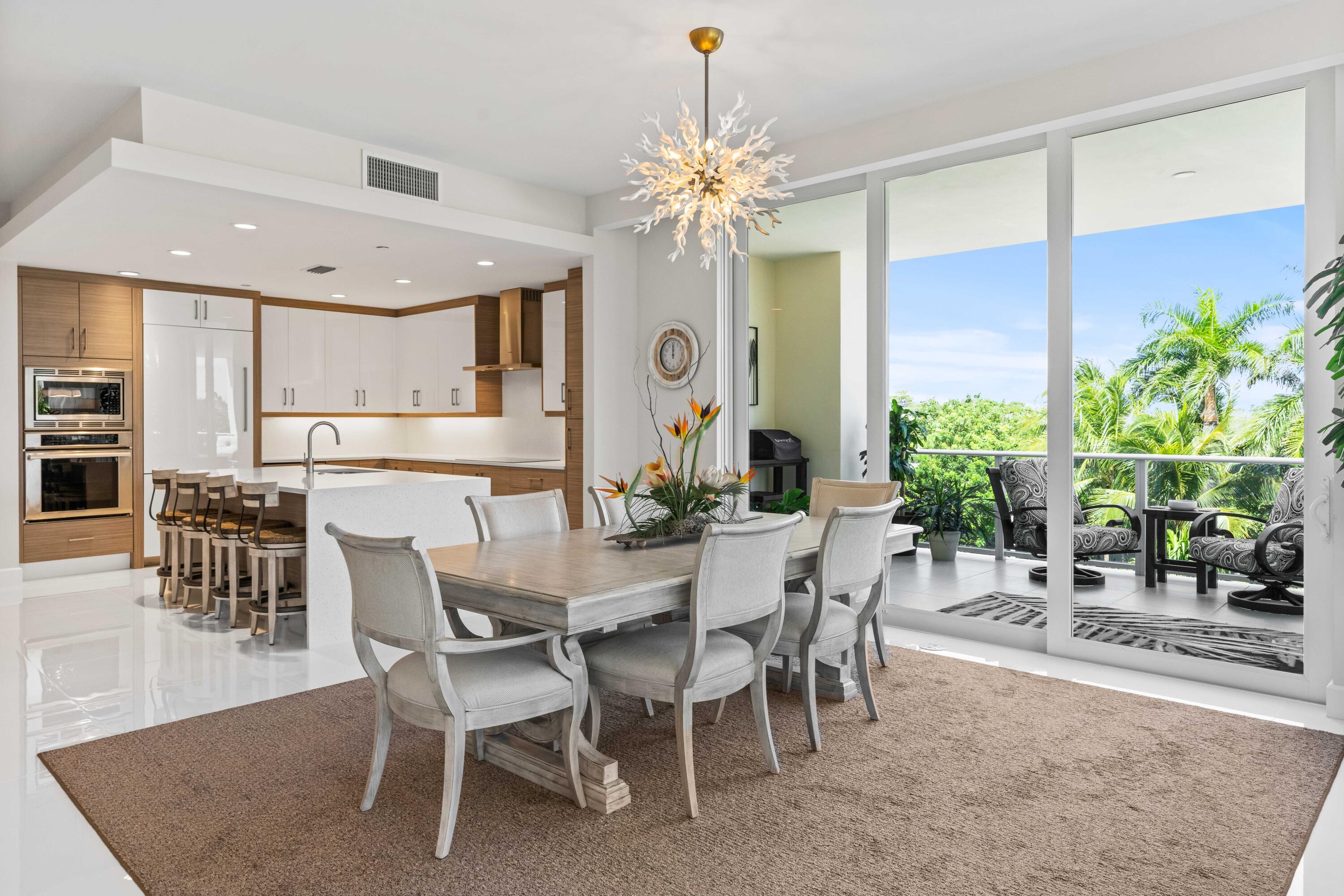 2720 Donald Ross Road, Unit 301 Palm Beach Gardens, FL 33410 - Photo 13 of 64 Dining Area - Could Seat up to 10