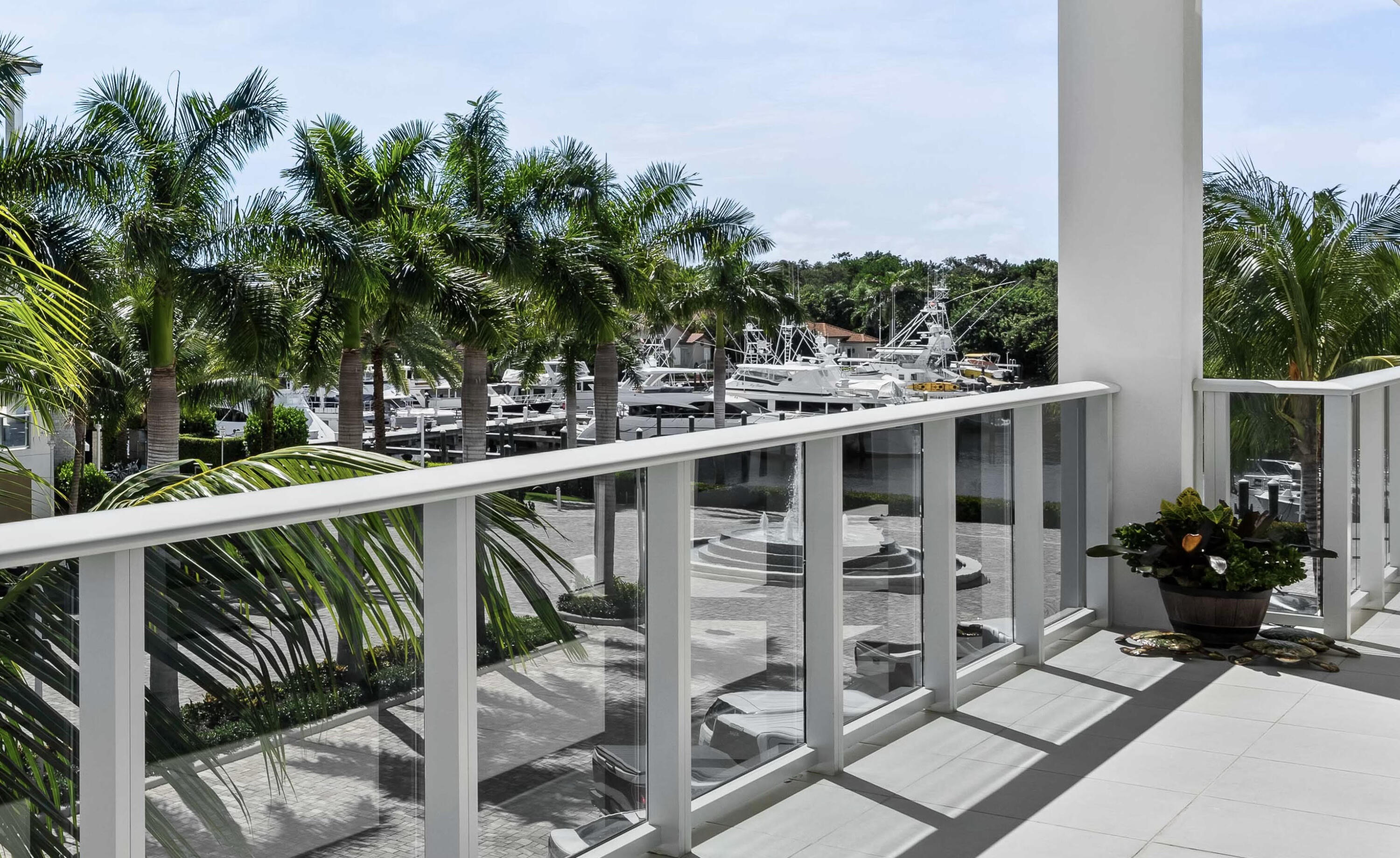 2720 Donald Ross Road, Unit 301 Palm Beach Gardens, FL 33410 - Photo 37 of 64 Marina