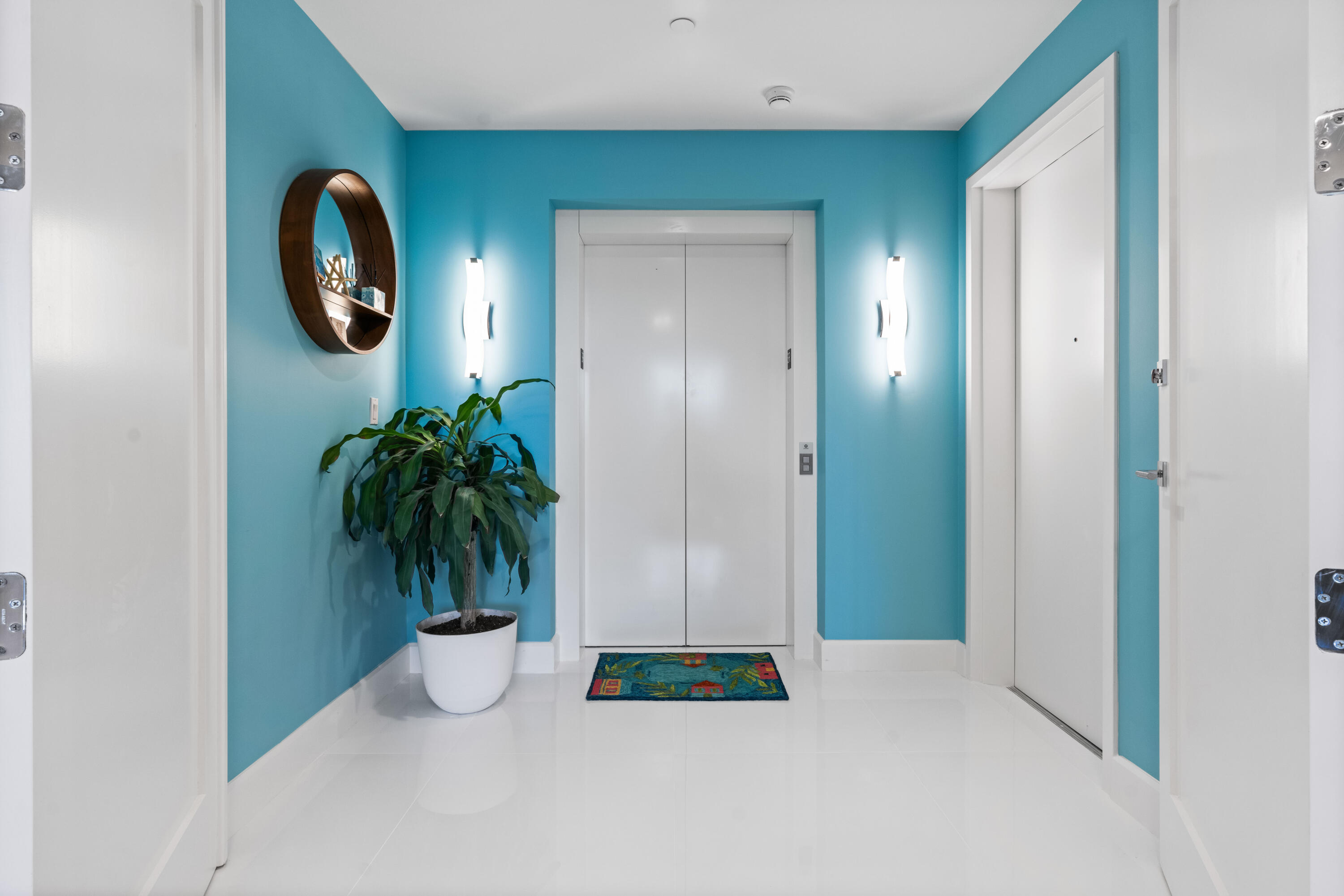2720 Donald Ross Road, Unit 301 Palm Beach Gardens, FL 33410 - Photo 5 of 64 Privately Keyed Elevator