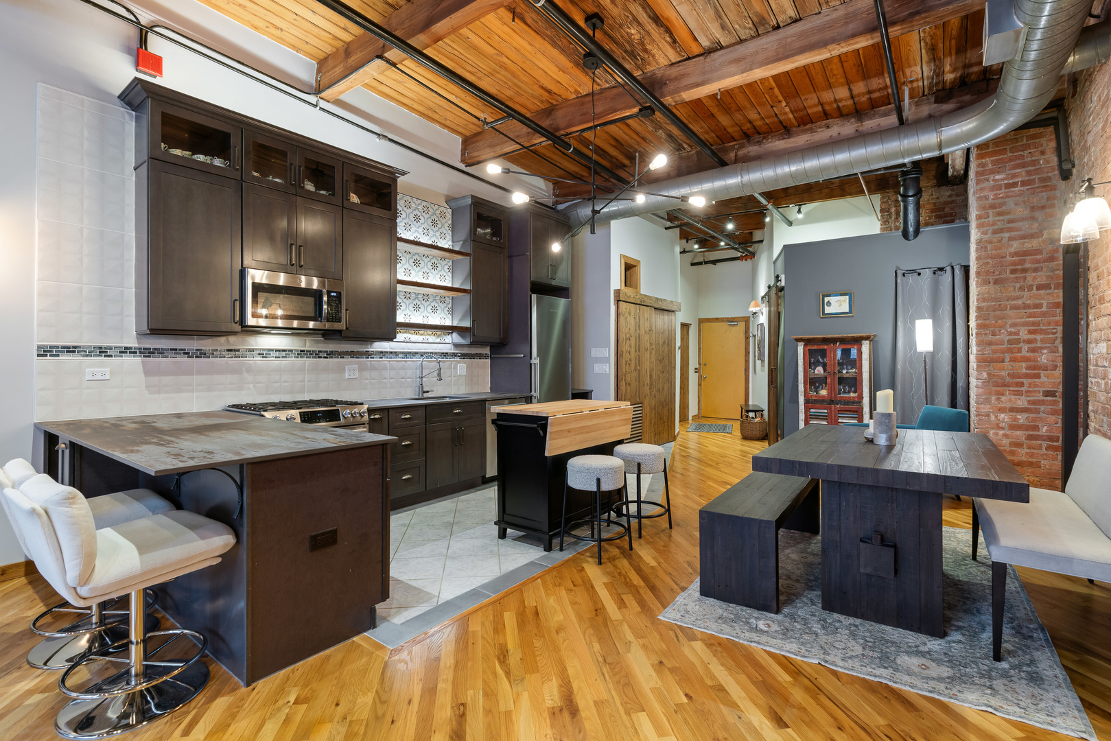 732 South Financial Place, Unit 810 Chicago, IL 60605 - Photo 5 of 26