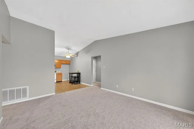 $144,900 | 10 Berview Circle, Unit D, St. Louis, MO 63129