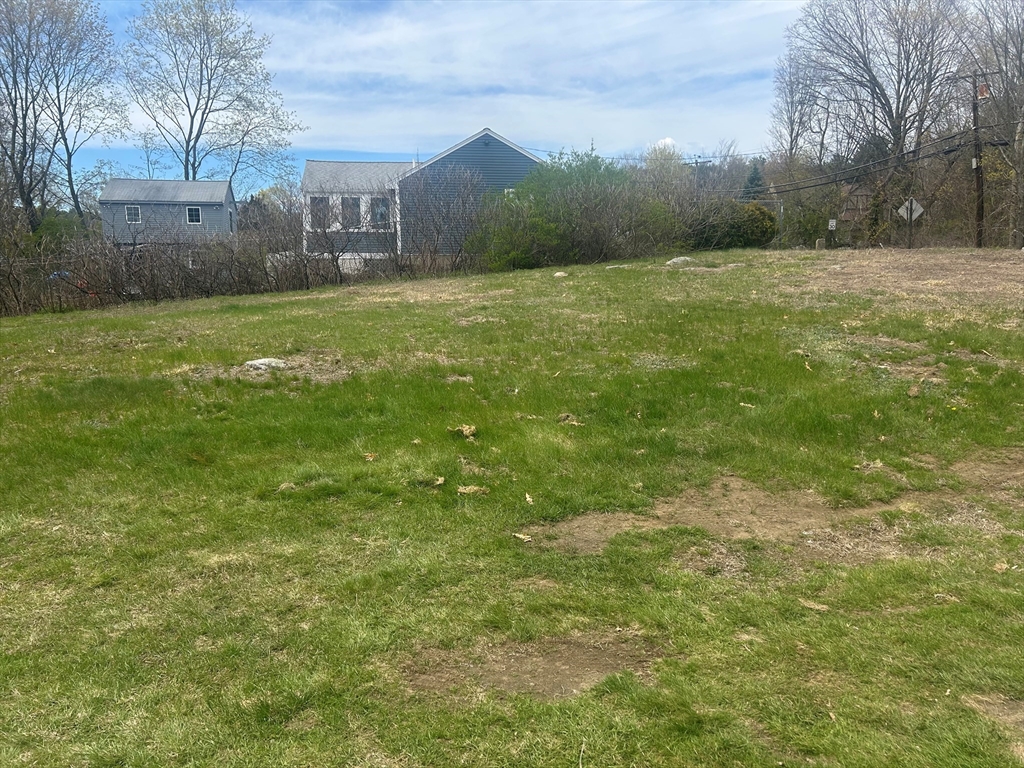 1236 Mammoth Road, Unit 1 Dracut, MA 01826 - Photo 5 of 10