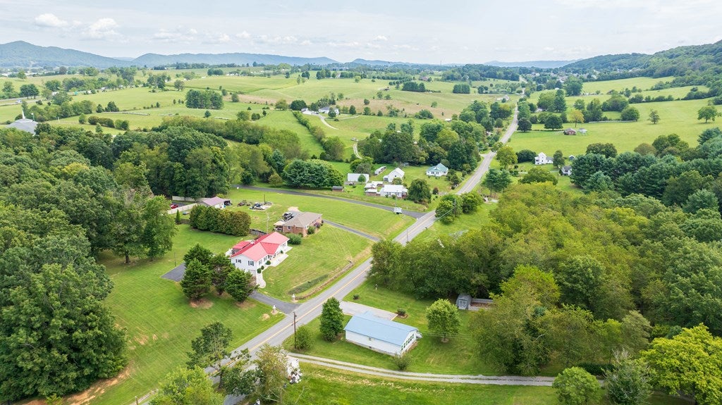 2095 West Ridge Road Wytheville, VA 24382 - Photo 47 of 48 Gallery Image 47