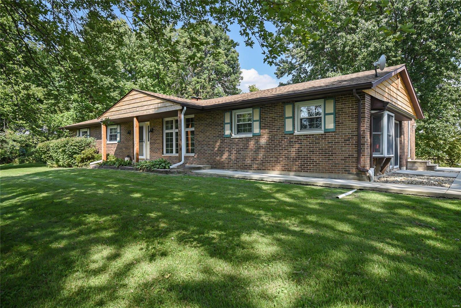 234 South Liberty Road Troy, IL 62294 - Photo 1 of 1 Gallery Image 1