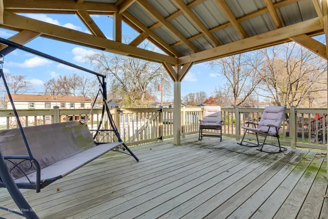 $275,000 | 5918 Stuart Lane, Oak Forest, IL 60452