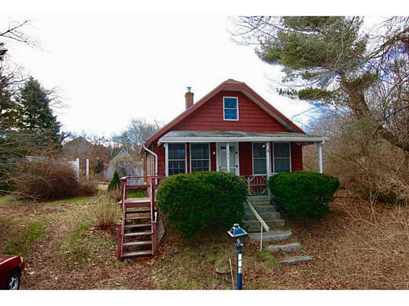 143 Quannacut Road Westerly, RI 02891 - Photo 1 of 17 Exterior Front.