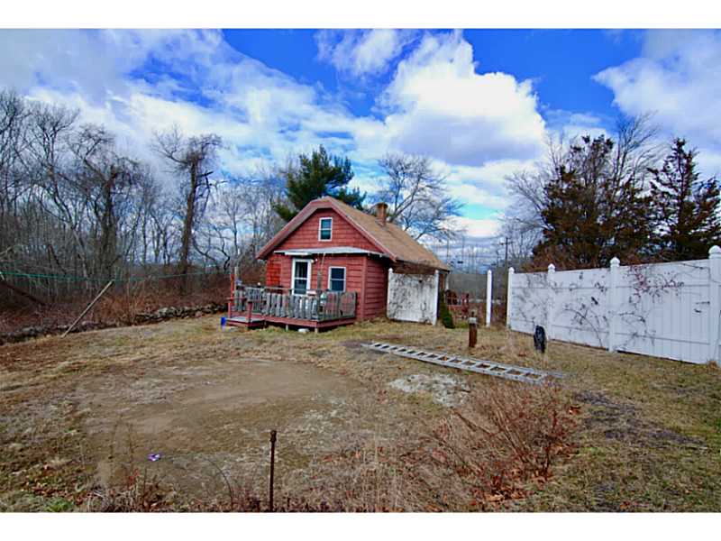 143 Quannacut Road Westerly, RI 02891 - Photo 15 of 17 Exterior Front.