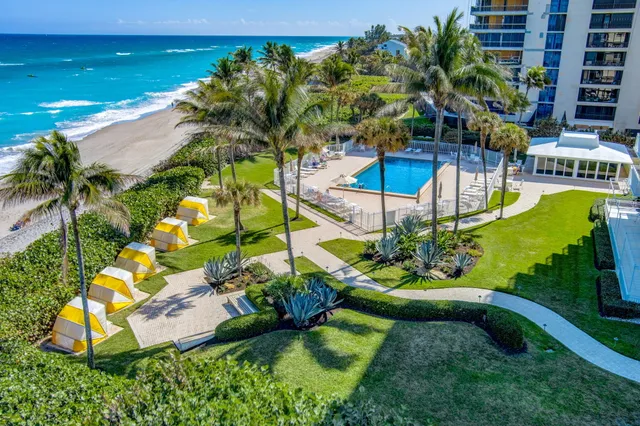 $595,000 | 500 Ocean Drive, Unit W2A, Juno Beach, FL 33408