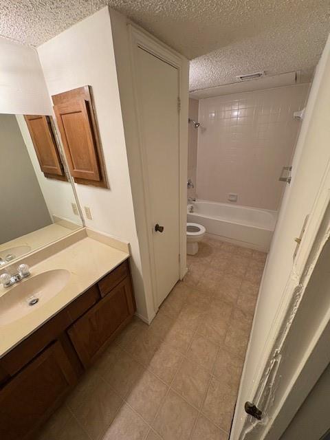 8109 Skillman Street, Unit 2018 Dallas, TX 75231 - Photo 5 of 7