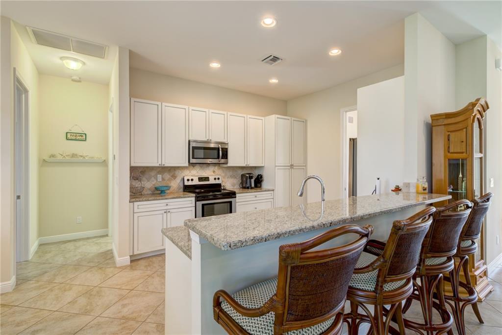5342 Southwest Viola Court Stuart, FL 34997 - Photo 13 of 36 Gallery Image 13