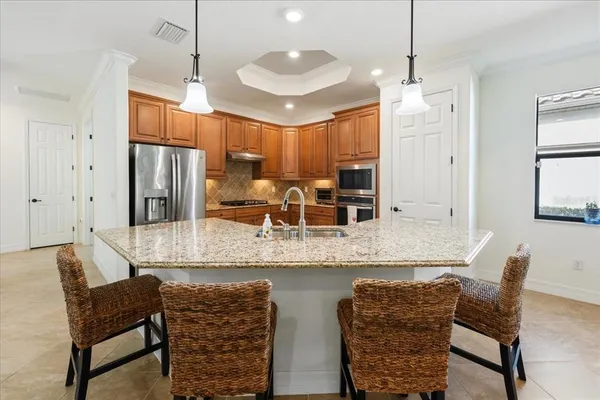 $6,000 | 16717 Bwana Place, Bradenton, FL 34211