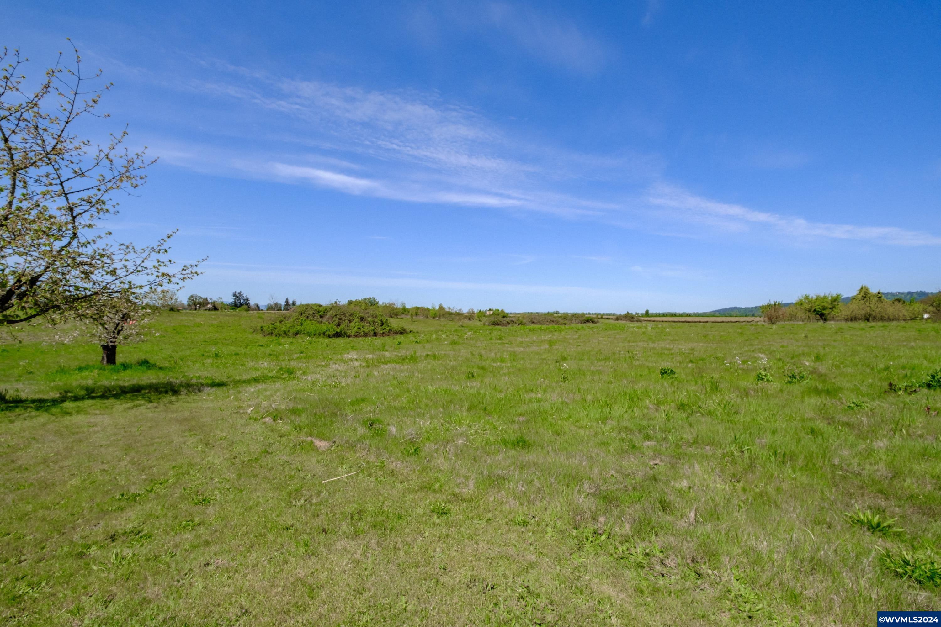 9587 Wells Landing Road Independence, OR 97351 - Photo 11 of 24