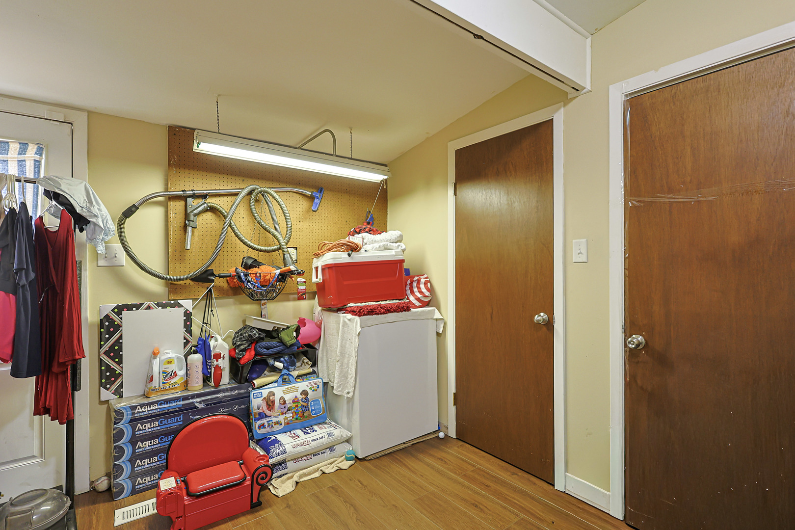 372 Nancy Lane Wheeling, IL 60090 - Photo 21 of 28 a view of storage and utility room