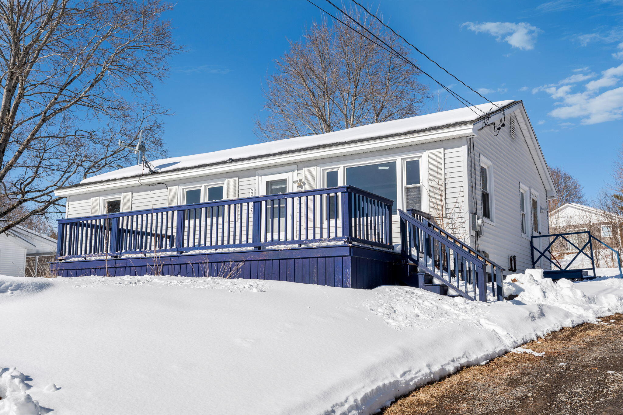 352 Main Road Eddington, ME 04428 - Photo 2 of 43 Front Right