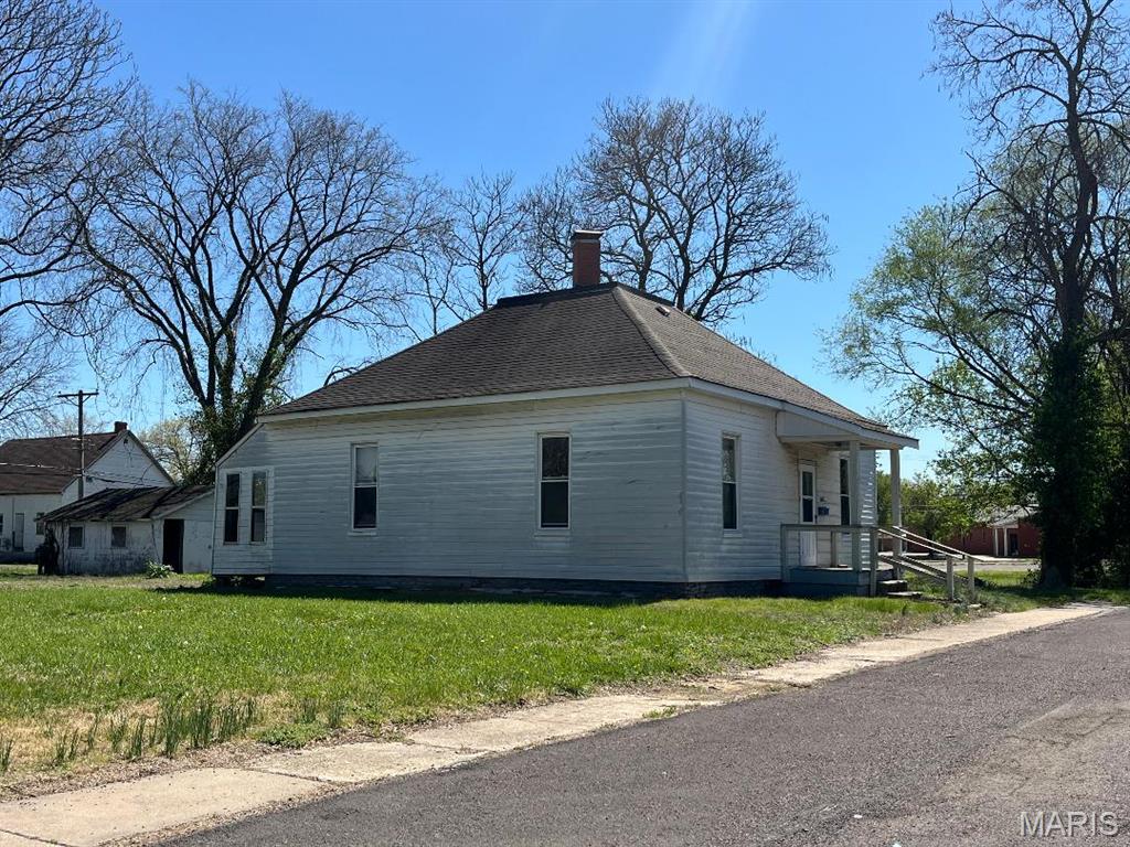 326 Job Street East Alton, IL 62024 - Photo 2 of 7
