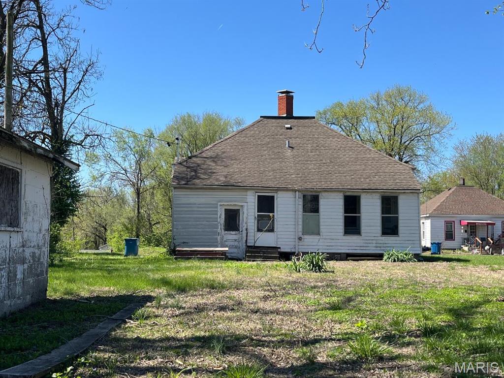 326 Job Street East Alton, IL 62024 - Photo 4 of 7