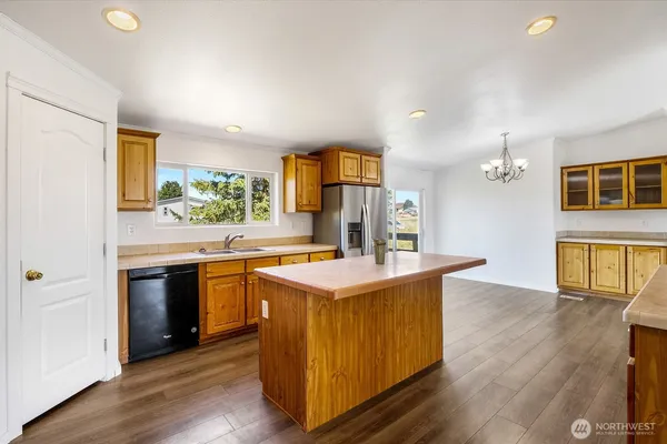 $429,900 | 749 Northeast North Avenue, Wilbur, WA 99185