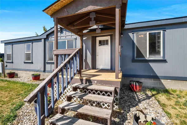 $429,900 | 749 Northeast North Avenue, Wilbur, WA 99185