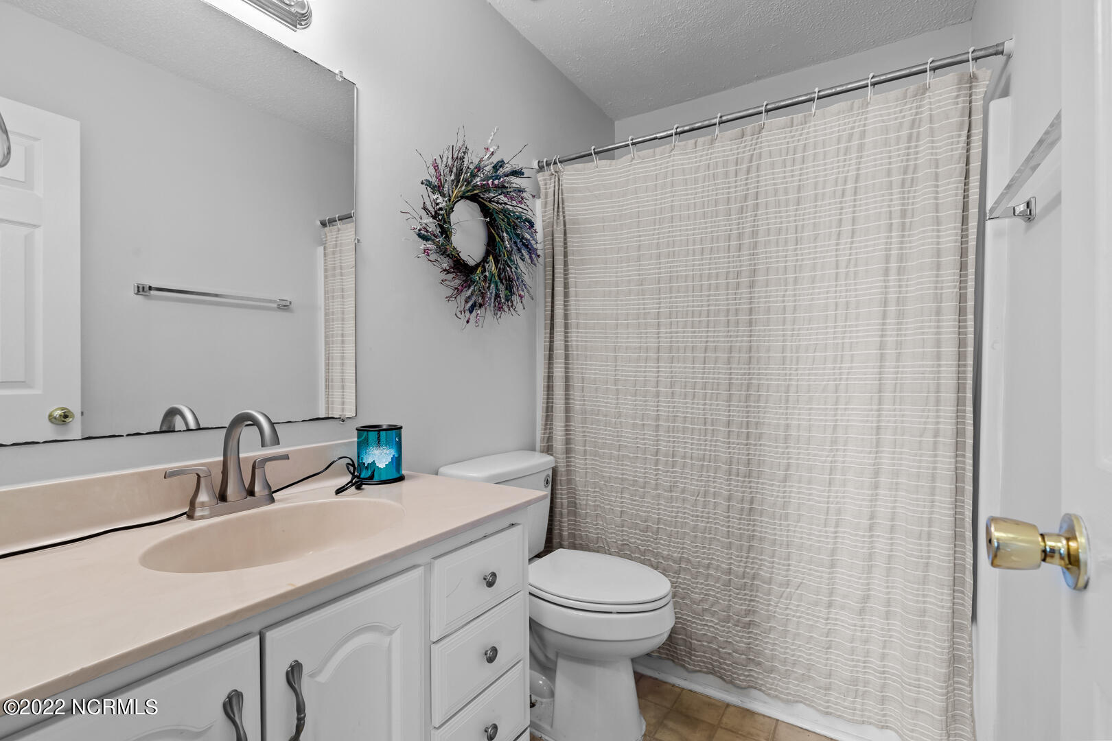304 Crown Point Road Hubert, NC 28539 - Photo 15 of 29 15 (1)