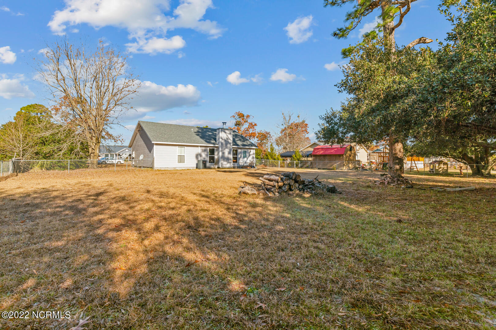 304 Crown Point Road Hubert, NC 28539 - Photo 28 of 29 28 (1)