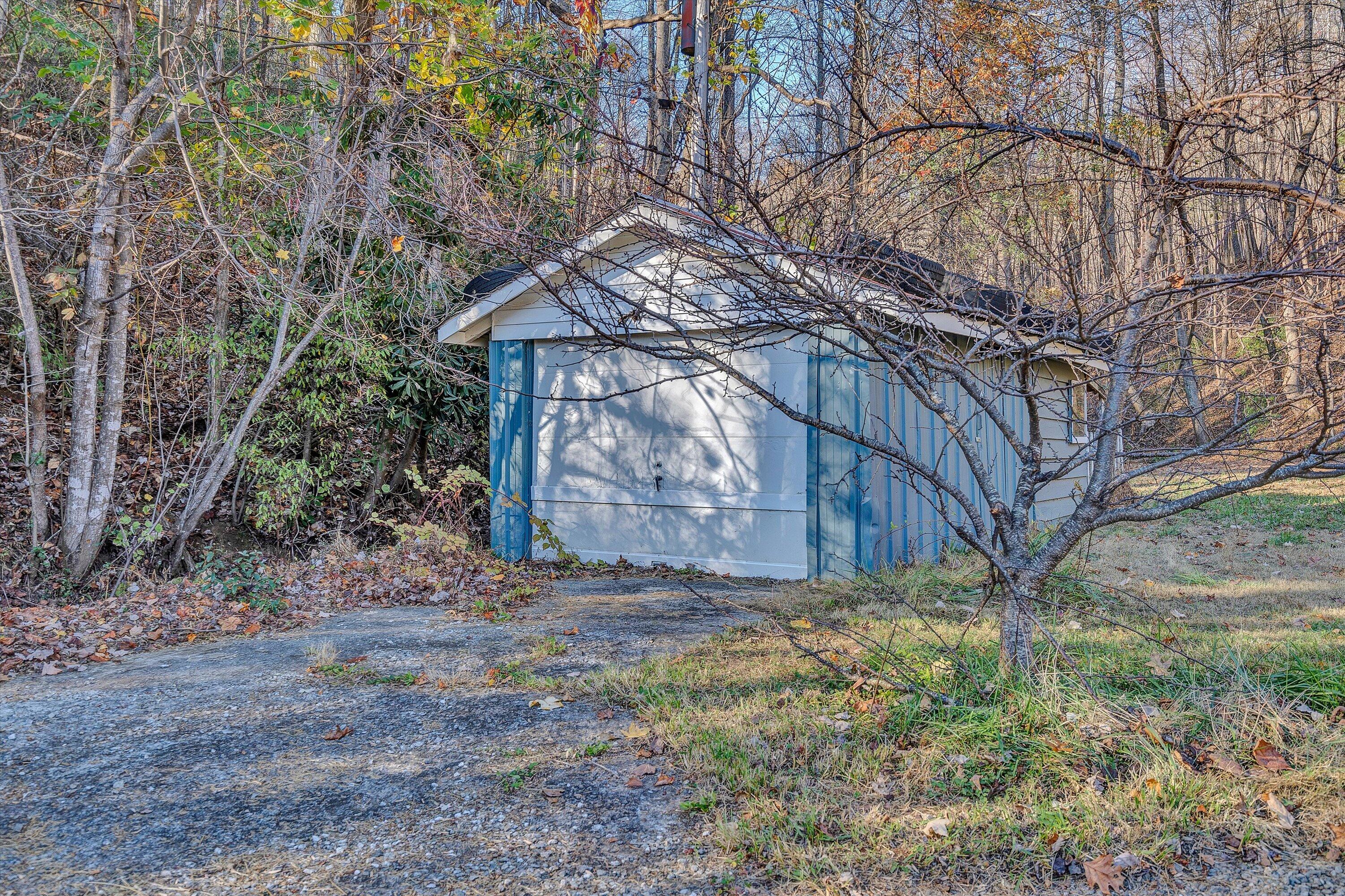 370 Rustic Ridge Road Stuart, VA 24171 - Photo 36 of 42 a view of a backyard of the house