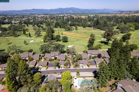 $1,275,000 | 850 Acorn Way, Napa, CA 94558