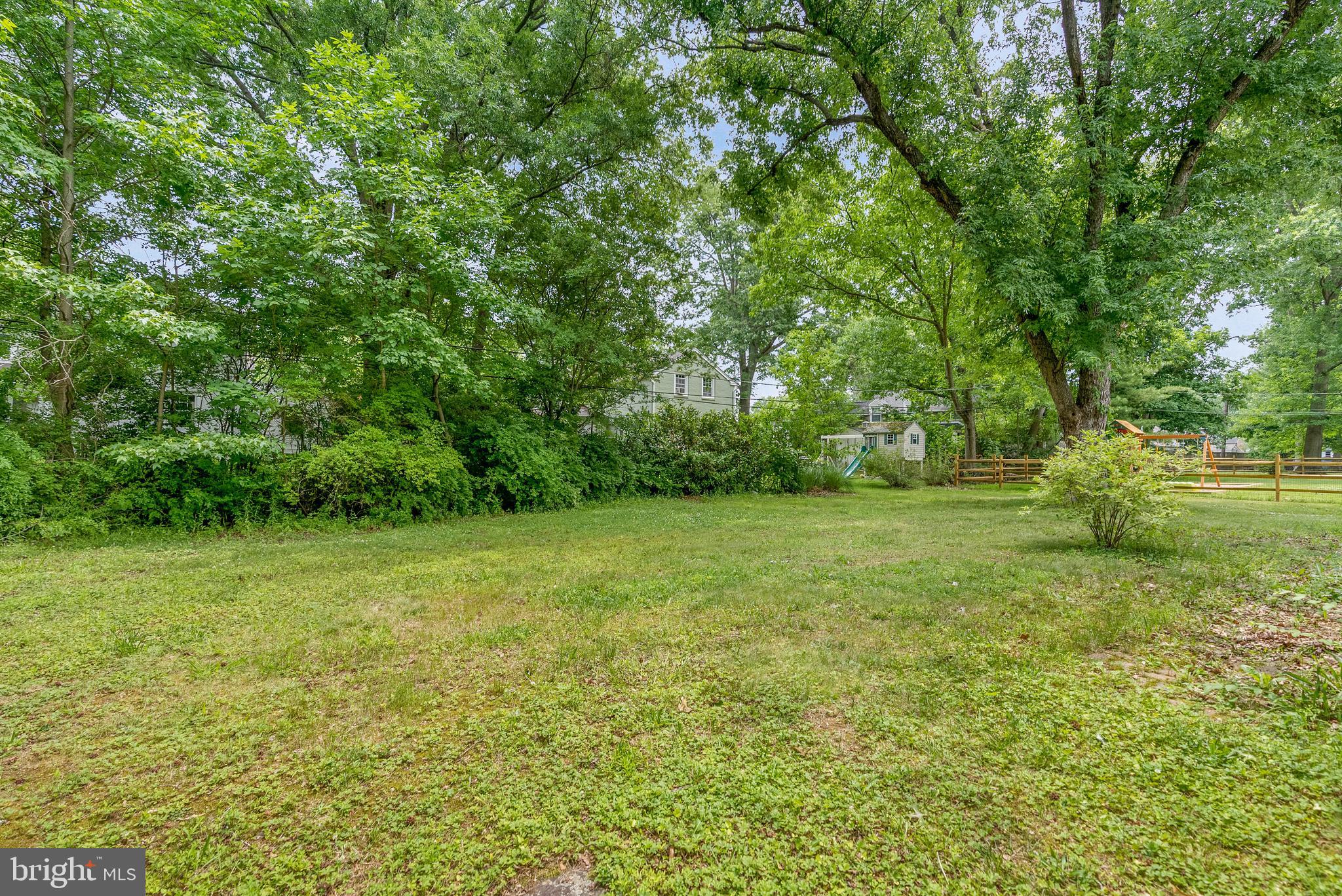 402 Hawthorne Road Wallingford, PA 19086 - Photo 21 of 23