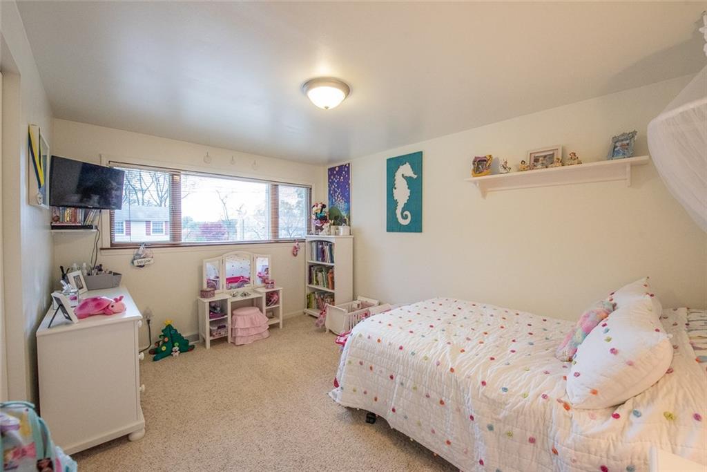 640 Blue Ridge Road Pittsburgh, PA 15239 - Photo 13 of 24 Gallery Image 13