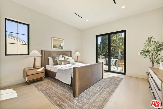 a view of building with outdoor space