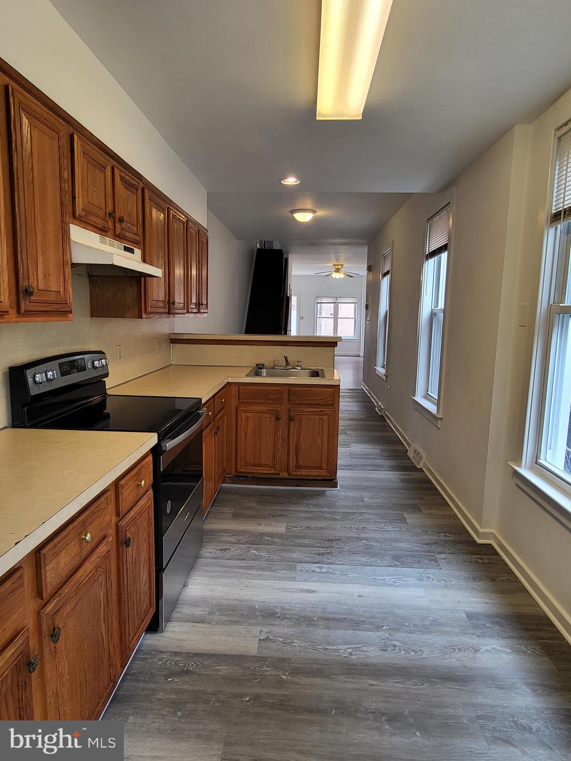 1205 Elm Street Reading, PA 19604 - Photo 11 of 29