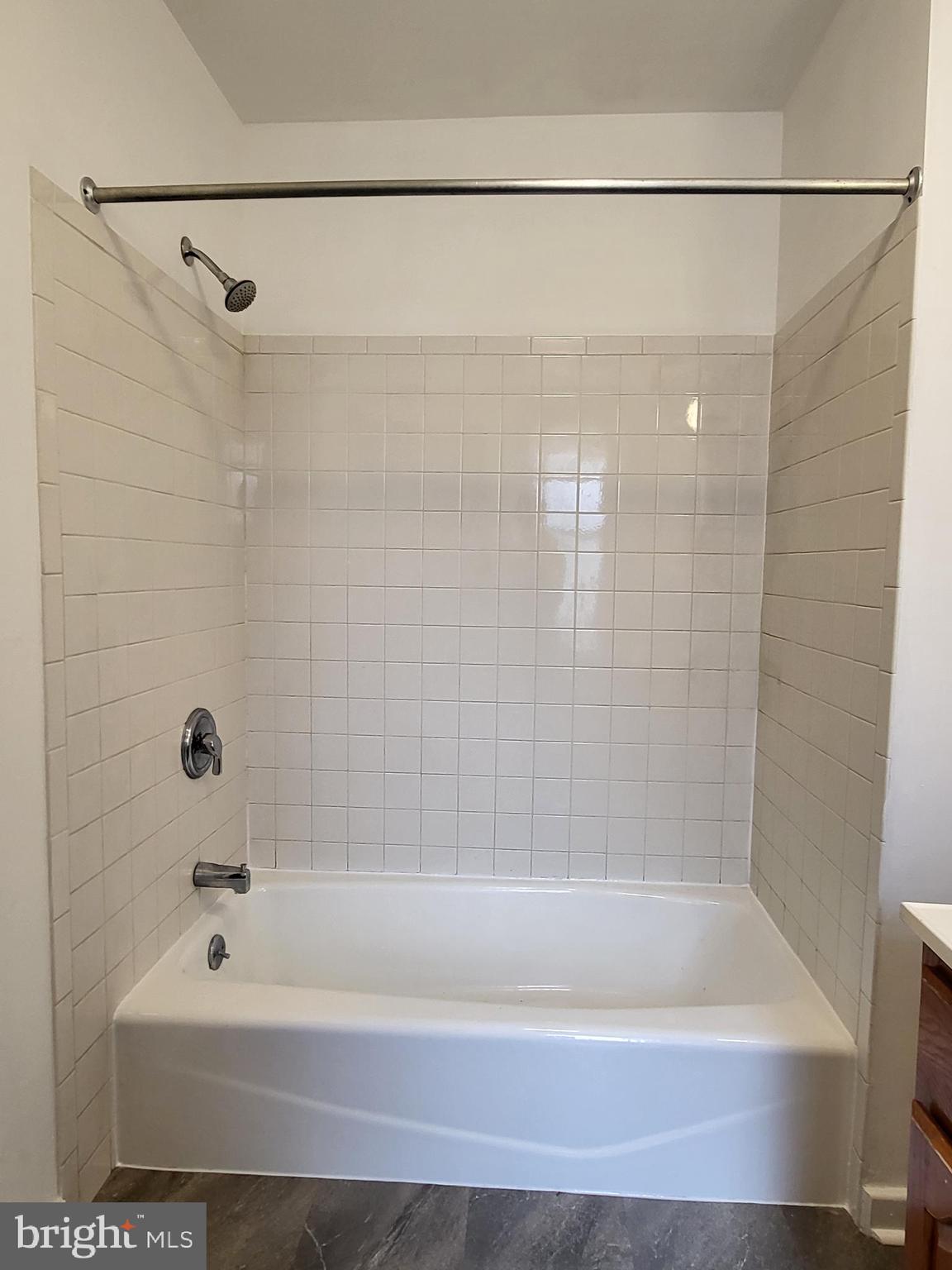 1205 Elm Street Reading, PA 19604 - Photo 18 of 29
