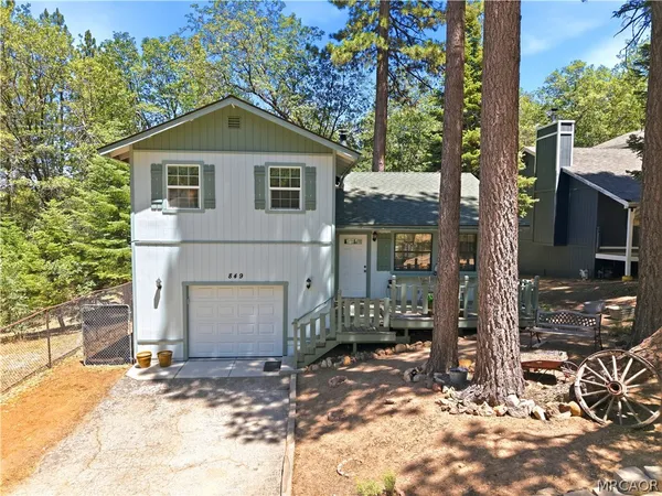 $450,000 | 849 Ford Lane, Big Bear Lake, CA 92315