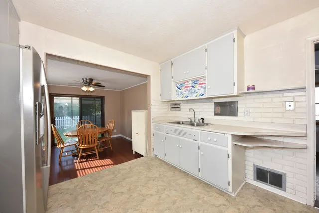 $239,000 | 4707 West Sumac Place, Milwaukee, WI 53219