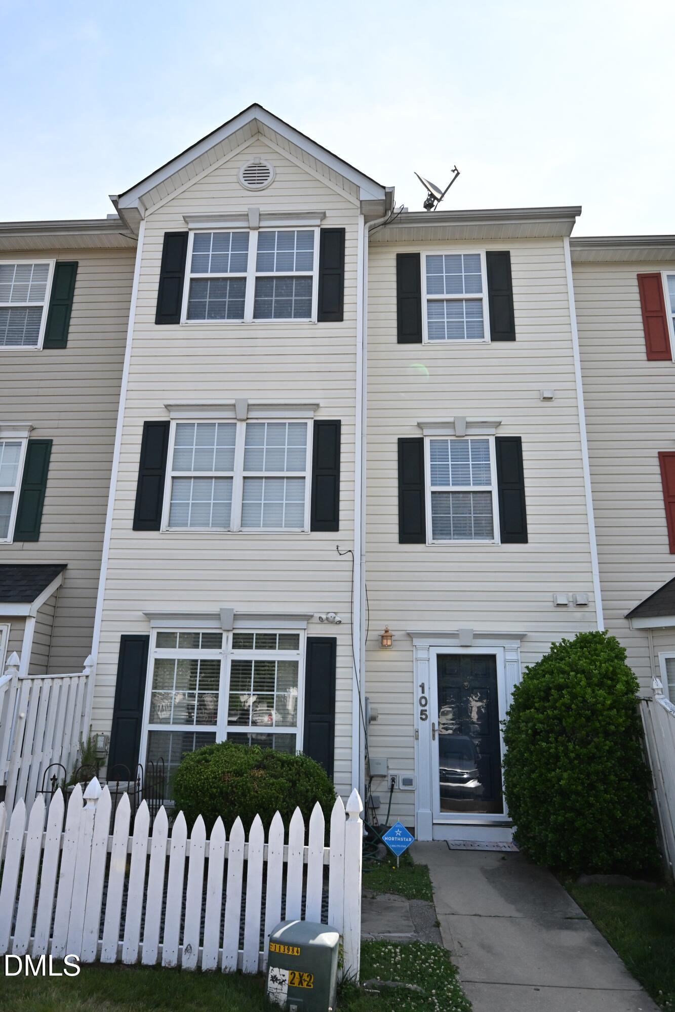 8640 Neuse Landing Lane, Unit 105 Raleigh, NC 27616 - Photo 1 of 32 DSC_1163