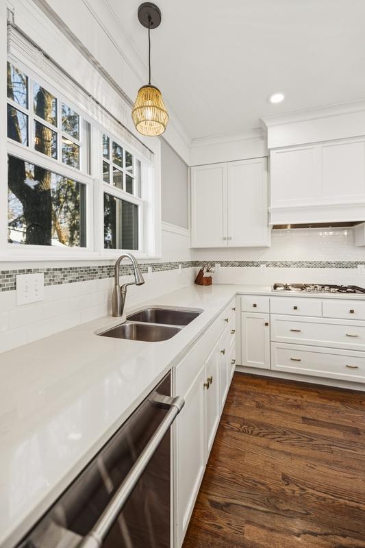 185 West Lake Street Excelsior, MN 55331 - Photo 14 of 95