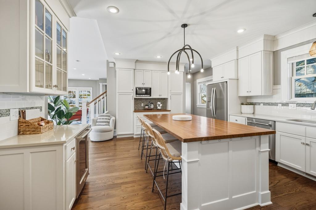 185 West Lake Street Excelsior, MN 55331 - Photo 20 of 95