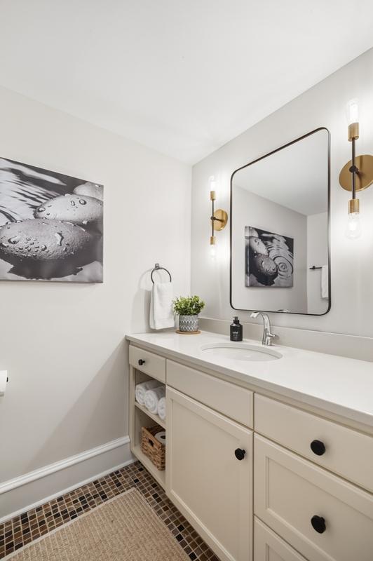 185 West Lake Street Excelsior, MN 55331 - Photo 51 of 95