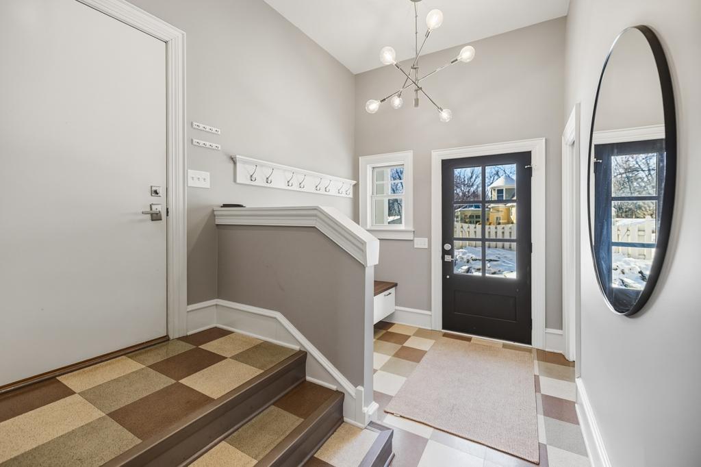 185 West Lake Street Excelsior, MN 55331 - Photo 55 of 95