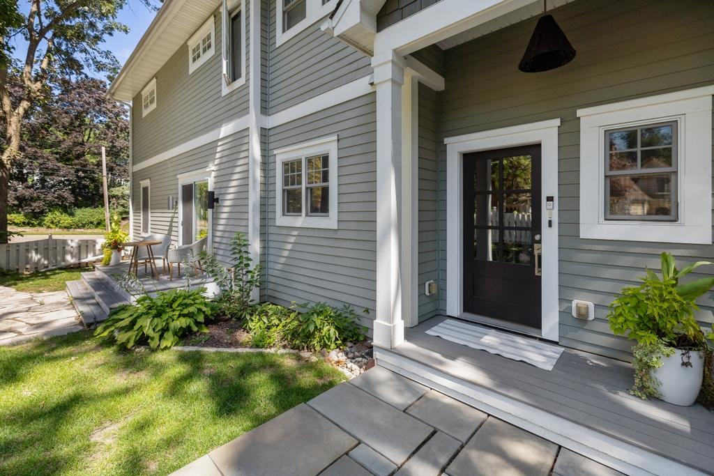 185 West Lake Street Excelsior, MN 55331 - Photo 74 of 95