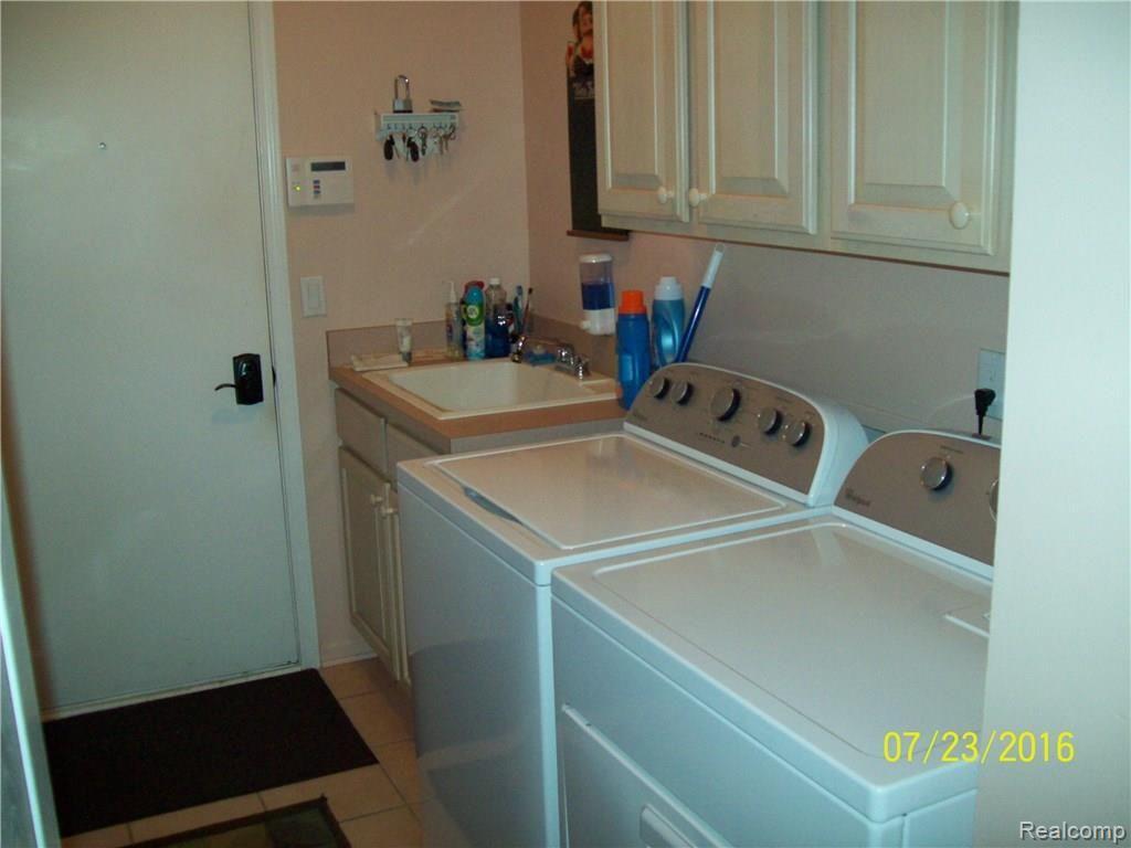 9538 Quail Ridge Brighton, MI 48114 - Photo 10 of 15 Laundry Room With new Washer and Dryer