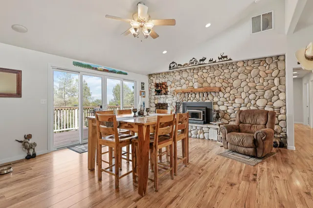 $599,000 | 6949 Rector Creek Road, Igo, CA 96047