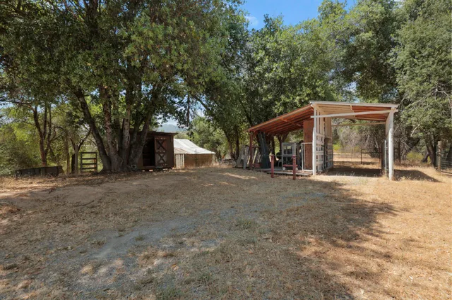 $599,000 | 6949 Rector Creek Road, Igo, CA 96047