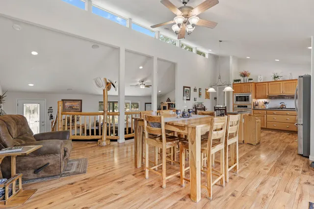 $599,000 | 6949 Rector Creek Road, Igo, CA 96047